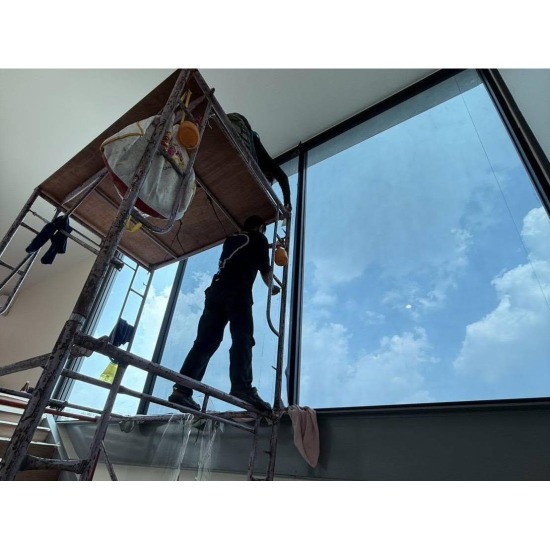 แอล.พี.อาร์. กระจกรถยนต์ ลำลูกกา - รับติดตั้งฟิล์มบ้าน ฟิล์มอาคาร-แอล.พี.อาร์ กระจกรถยนต์ ลำลูกกา